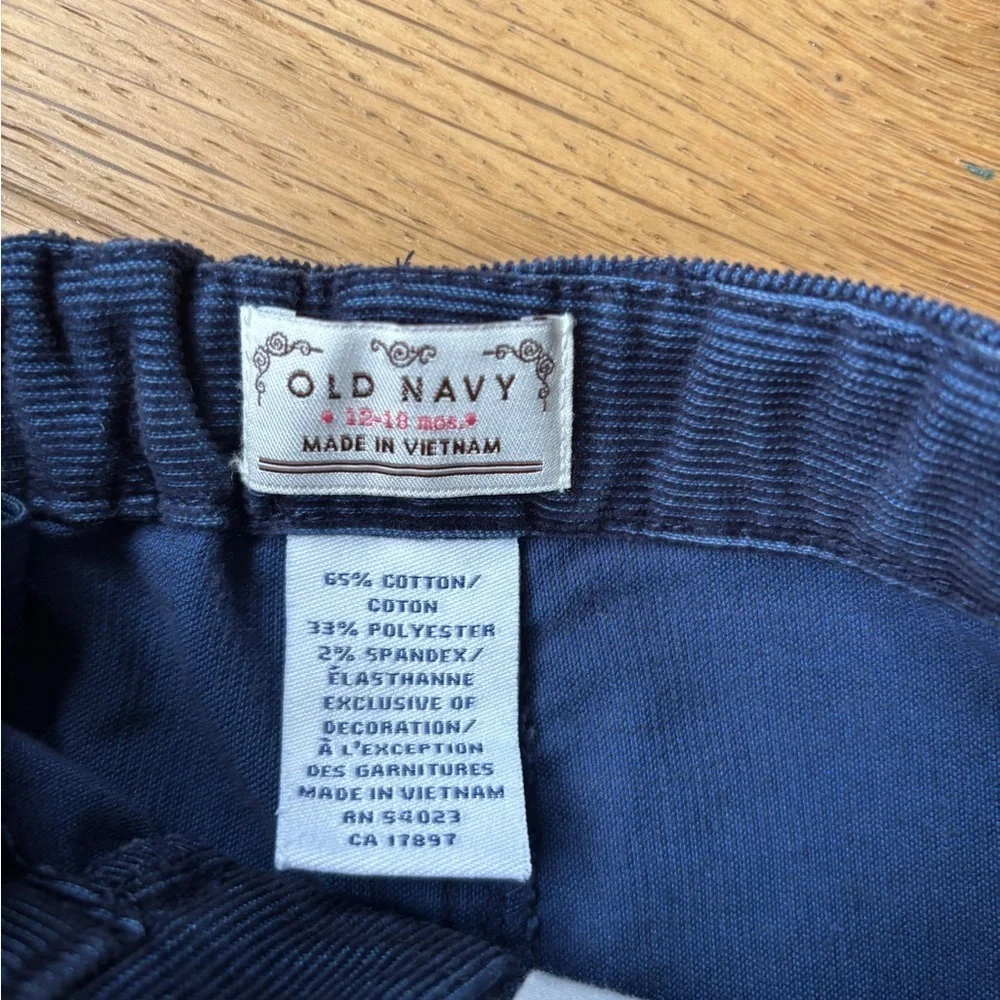 90’s or early 2000’s old navy corduroy shorts 12-18mo